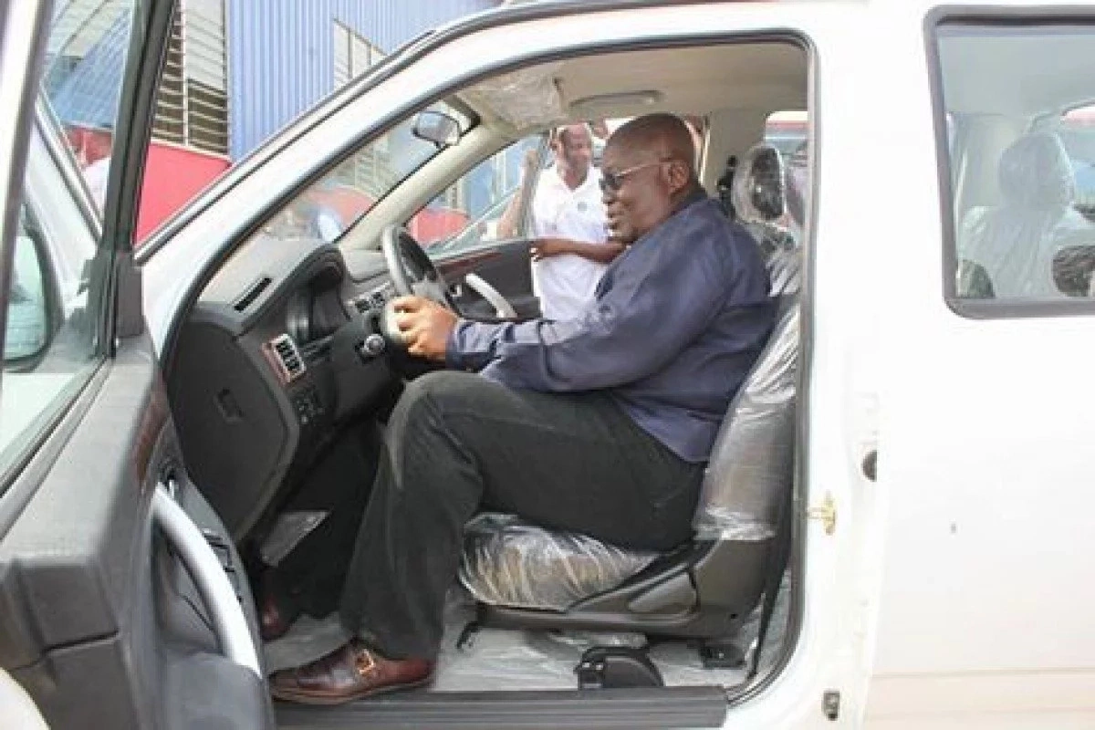 Kantanka vehicle calls Akufo-Addo a thief