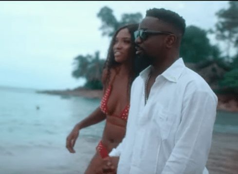 Sarkodie - Lucky ft. Rudeboy (Official Video)