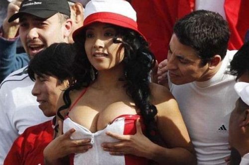 Staring at breasts can add more years to a man's life: study
