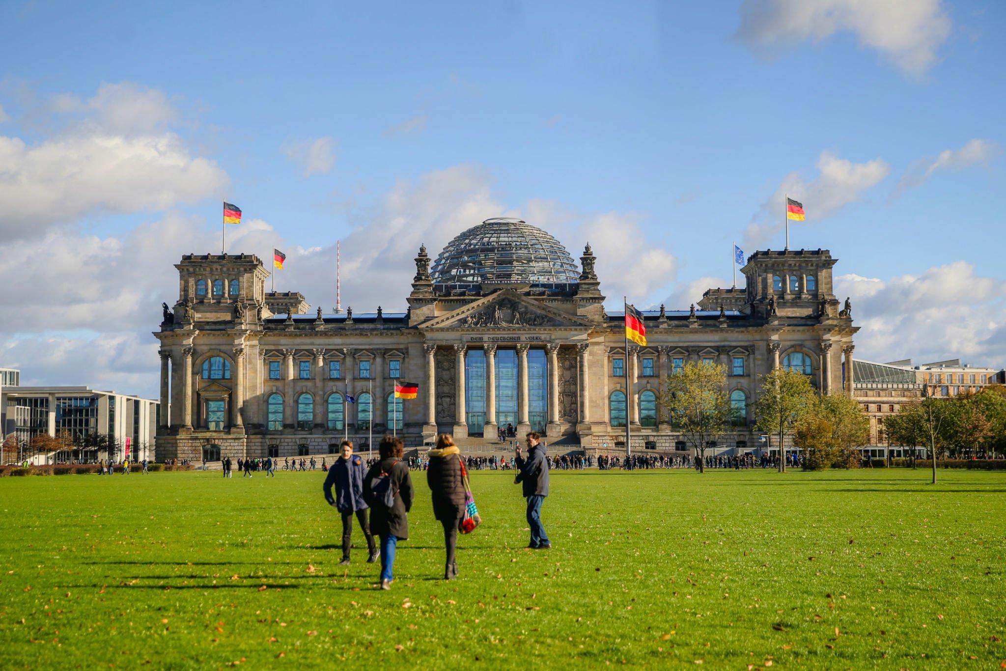 German parliament reforms skilled work immigration law