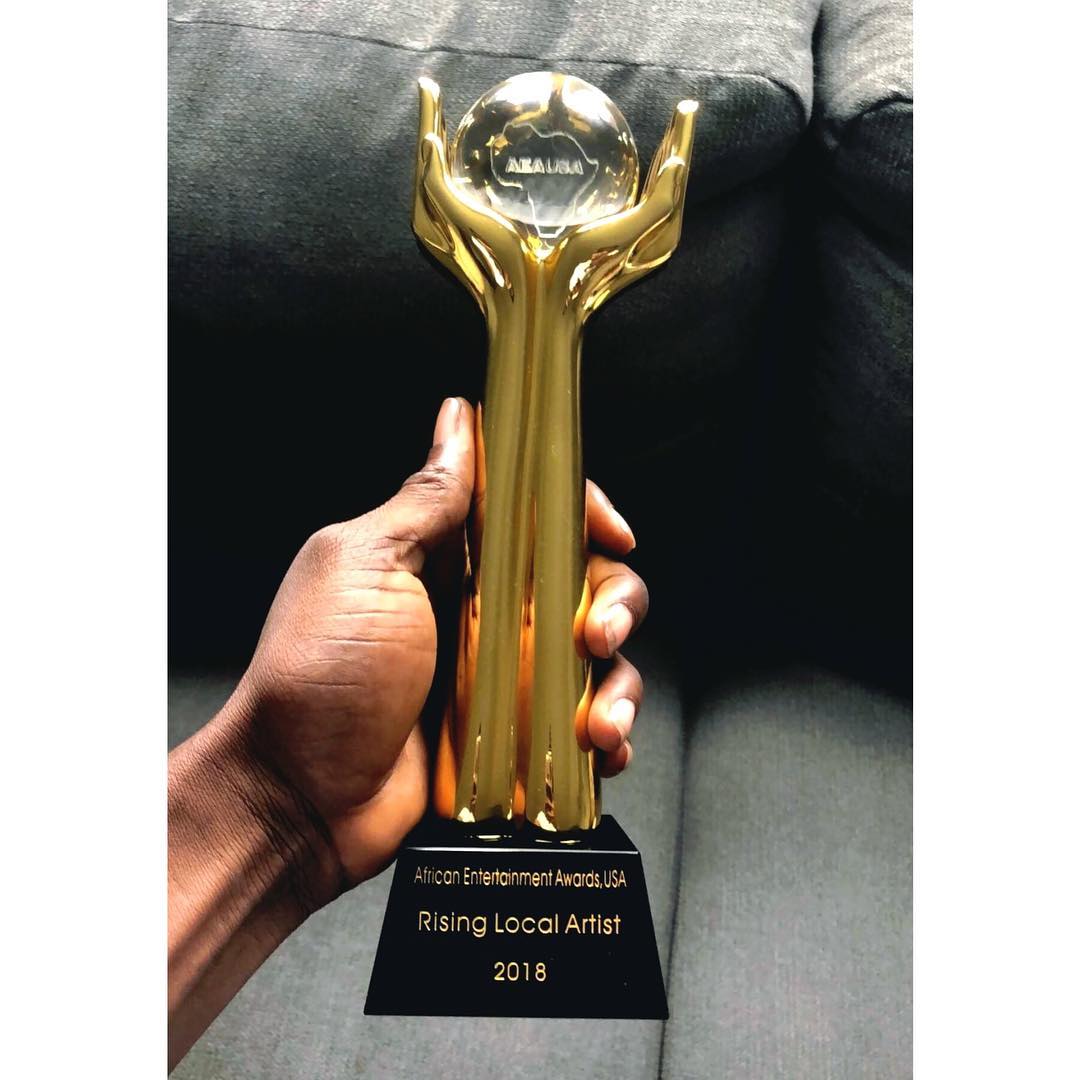 Chief Dejjy wins ‘’Promising Local Artist’’ at 2018 African Entertainment Awards USA